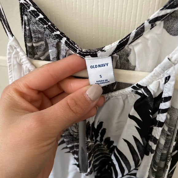 Tropical Tank - Picture 4 of 4